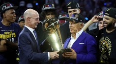 Během dvou let vyhrál NFL, NHL i NBA. Miliardáři unikla jen Premier League
