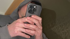 Podvodník připravil ženu o desetitisíce. V SMS zprávě se vydával za její dceru