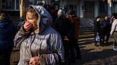 Rusové poničili další přehradu. Voda může zatopit vojáky i civilisty, říká expert