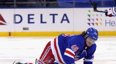 Tomuhle se říká hrát srdíčkem! Lemieux v NHL tvrdě padal do střel
