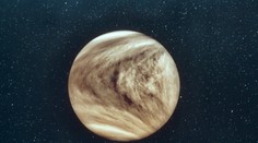 Z Venuše vychází rádiové signály. Zaznamenala je sonda NASA