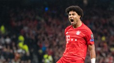 Arsenal se ho radši zbavil. Teď dal fracek Gnabry čtyři góly v Lize mistrů!