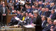 Klíčový týden brexitu je tu. Mayové hrozí další tvrdá porážka!