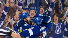 Palátův gól Tampě nepomohl, úvodní finále ovládli Rangers