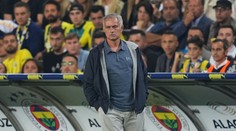 VAR pil čaj a byl mužem zápasu. Mourinho schytal mastnou pokutu