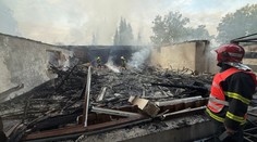 Velký požár na Mácháči. V Doksech vyhořela známá restaurace Bílý Kámen