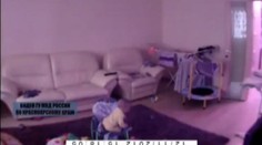 VIDEO: Chůva brutálně bila chlapečka (1). Rodiče vše natočili skrytou kamerou