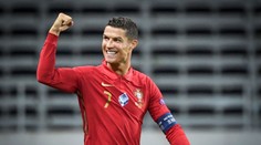 Vzor pro každého. Kouč Portugalska pochválil Ronalda, pásku mu nechá