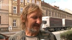 Grázl okradl ženu, která zkolabovala. Vypátrali jsme ho!