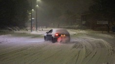 Sníh mimo hory: Do Česka se přihnala chumelenice, ČHMÚ hlásí až 5 cm