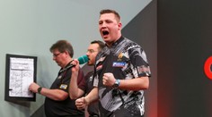 Dobey má formu jako hrom! Po Masters ovládl i 1. kolo Premier League