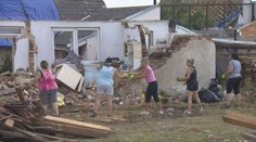 Lidé stále nevědí, jak to bude s penězi po tornádu. Od státu zatím žádné nepřišly