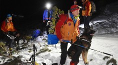 Záchranáře na Sněžce rozzuřili turisté. Nemohli uvěřit, v čem na hory vyrazili