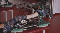 Maminka bojuje o příspěvky na hendikepovanou dceru. Stát jí je snížil