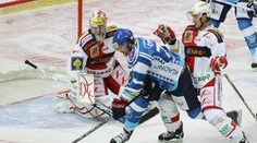 Extraliga: Sparta i Slavia vyhrály, Třinec je v čele