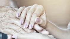 Svatba v hospicu: Umírajícímu muži se na ni složili cizí lidé
