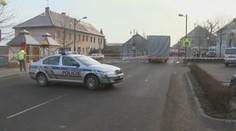 Tragická nehoda: Náklaďák srazil seniorku na přechodu