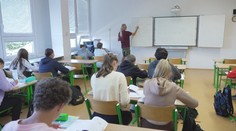 Učitelé ze svých požadavků nesleví. Jednat chtějí s celou pětikoalicí