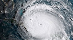 Hurikán Irma mírně zeslábl, na Floridě vrcholí evakuace
