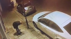 Ženu v Českých Budějovicích obral o šperky za desetitisíce. Hledá ho policie