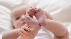 Lékařům se podařilo zachránit malého Sebíka. Maminka byla týdny v nemocnici