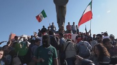 Protesty v Mexiku! Policie musela chránit migranty, mířící do USA