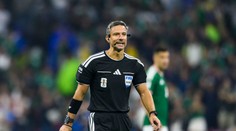 Slzy štěstí a obrovské dojetí! Rozhodčí se neudržel a po životní zprávě se rozplakal