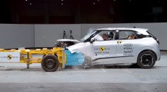 Levný čínský hatchback v Evropě pohořel. Při testech se mu skoro rozpadla karoserie