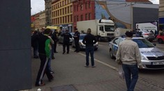 INCIDENT V BRNĚ: Známý mu lopatou ničil auto, tak ho sekl mečem!