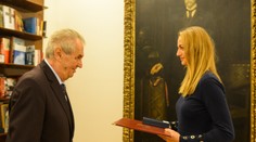 Pocta pro Kvitovou! Prezident Zeman jí udělil státní vyznamenání