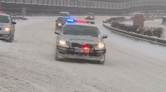 Odklízení sněhu skončilo brutální bitkou. Zastavila ji až policie