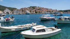 Chorvatský Hvar zasáhla silná meteotsunami. Turisté v panice prchali