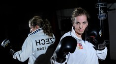 Mysleli, že se to zvládne, vypráví boxerka. Turnaj pak rychle vyklízeli