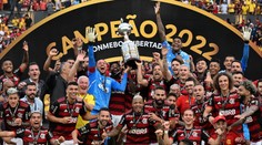 Pohár osvoboditelů ovládlo Flamengo. K titulu jej dovedli hvězdní Vidal a Luiz