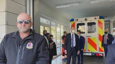 Prezidenta z Lán odvezla sanitka. Je na JIP, lékař oznámil detaily o jeho stavu
