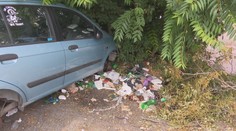 Odpadky a injekce. Kolín trápí stav parkoviště, radnice chystá změnu
