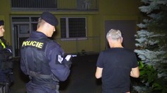 Opilý řidič v Praze boural, pak chtěl zmizet. Svědci ho nenechali!