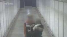 VIDEO: Nejdřív pokreslili metro, pak si to rozdali pod kamerou