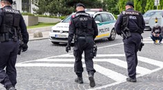 Tragédie v Bratislavě: Sedmiletý chlapec vypadl ze sedmého patra a zemřel