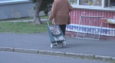Mnoho seniorů má problém vyžít z důchodu. Nejvíce platí za bydlení a léky