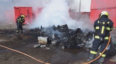 Požár v pardubické firmě: Způsobila ho technická závada na elektrobaterii