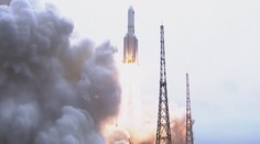 Čínská raketa padá z vesmíru k Zemi. Vědci odhadli, kam dopadnou trosky