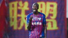 Yaya Touré opouští Čínu s ostudou! Byl vyloučen po deseti vteřinách