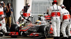 VIDEO: Borci z McLarenu vyměnili pneumatiky za necelé tři vteřiny