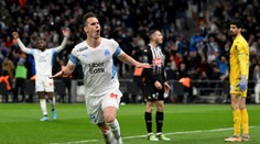 Marseille otočila zápas pěti góly, Milik potopil Angers hattrickem