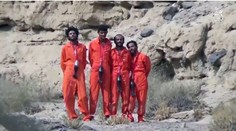 Brutální popravy ISIS: Obětem uvázali kolem krku GRANÁT!