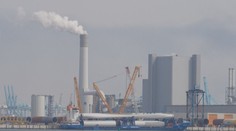 Europoslanci jednají o klimatickém balíčku. Možný je i zákaz spalovacích motorů