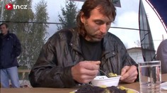 Král žroutů snědl za 20 minut dvě a čtvrt kila šišek s mákem