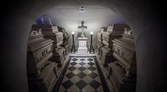Chcete být IN? Pořiďte si hrobku. A nejlépe na Vyšehradě!