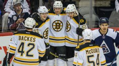 Hvězdný Krejčí vyřídil Colorado, Boston slaví potřetí v řadě